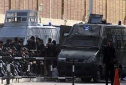 أمن الانقلاب ينتهك الحرم الجامعي بأسيوط ويفض وقفة لطلاب ضد الانقلاب