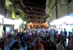 مسيرات ليلية عدة بمركز دير مواس بالمنيا رفضا للانقلاب العسكري (فيديو)