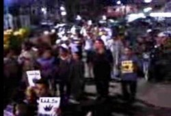 مسيرة ليلية بأبنوب أسيوط لرفض حكم العسكر وكسر حظر التجوال (فيديو)