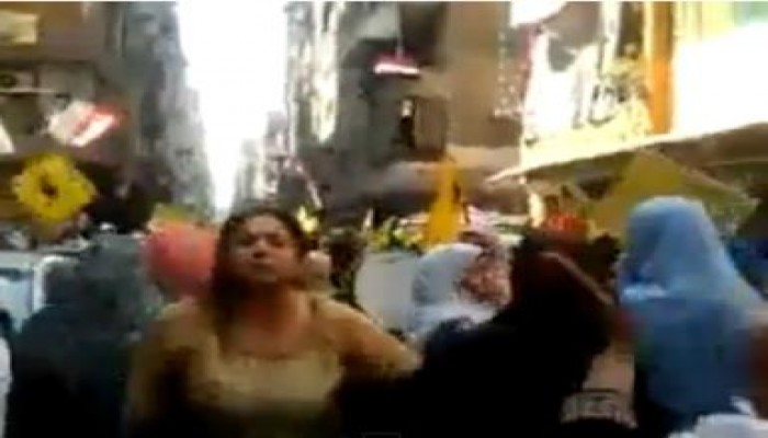 بالفيديو  حينما تثور حرائر مصر فصوتهن ثورة درساً لن ينساه السيسي