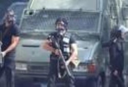 قوات أمن الغربية تعتقل موظف بالأزهر وتهين أسرته , وترميهم باسبراي حارق للوجه والعين