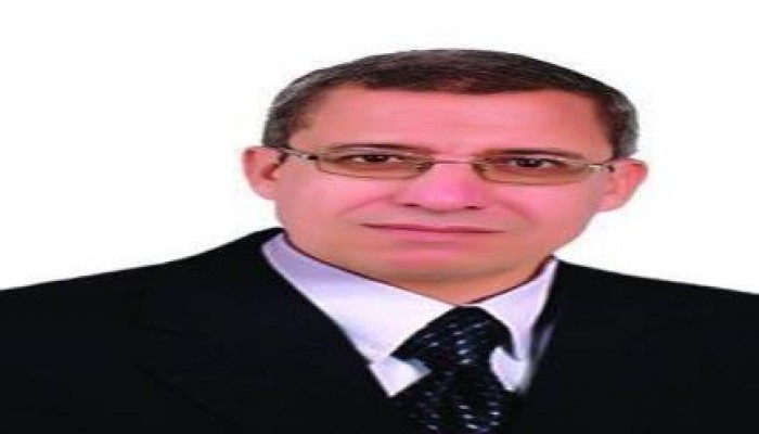 اعتقال نقيب المعلمين في الشرقية من مقر عمله