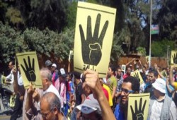 مظاهرات حاشدة في العاشر من رمضان