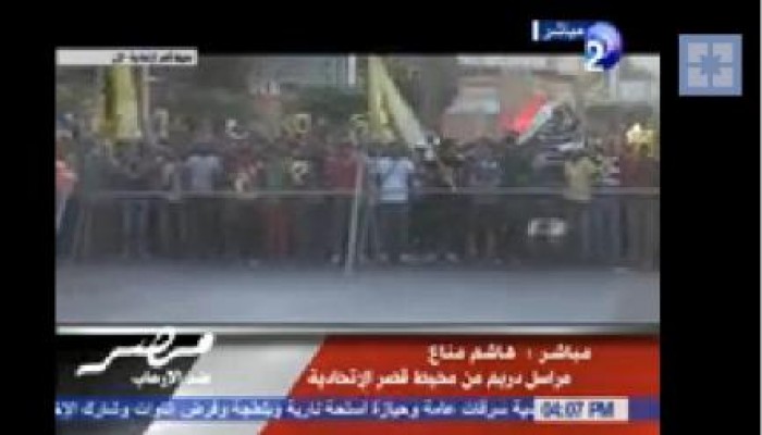 بالفيديو.. الحشود الرافضة للإنقلاب تجبر إعلام العار بالإعتراف: "لا نستطيع ان نرصدها"