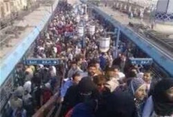 قوات الانقلابيين تعزز تواجدها بالكلاب البوليسية داخل محطات المترو