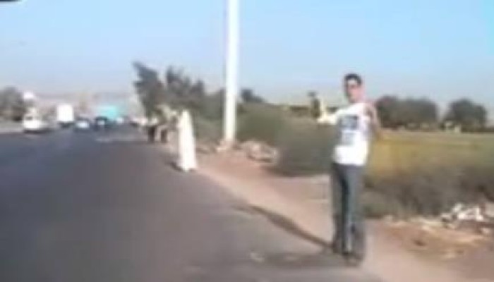 البحيرة ... سلسلة بشرية ضخمة على الطريق الزراعي بمدينة أبوحمص رفضاً للإنقلاب العسكري