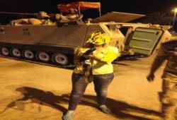 صورة وتعليق يعنى إيه جندي يسيب سلاحه !
