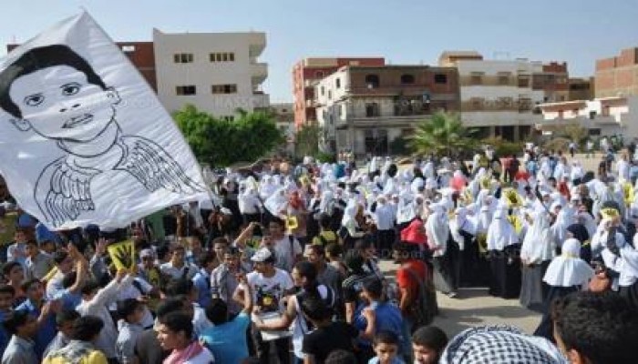 طُلاب المعاهد الأزهرية بمدينة العاشر من رمضان ينظموا  وقفة مطالبين بإسقاط الإنقلاب العسكرى