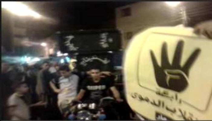 سنورس بالفيوم تخرج في مظاهرات ليلية ضد الانقلاب العسكري (فيديو)