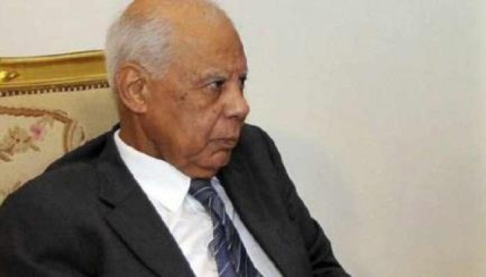 رئيس وزراء الانقلاب “الليبرالي” يعلن عودة السياسات الاشتراكية ويفرض التسعيرة الجبرية