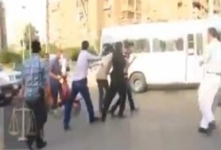 عودة القمع في أبشع صوره: لحظة القبض على طالب ثانوى من قبل قوات الإنقلاب (فيديو)