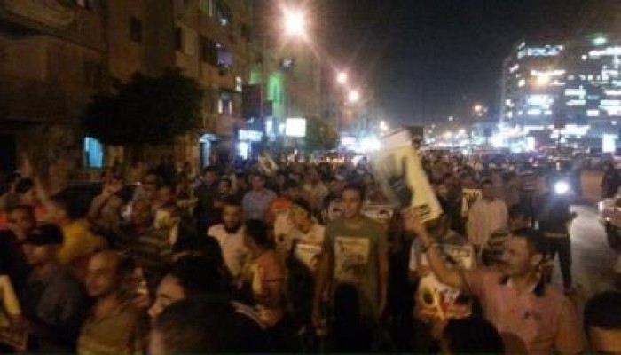 مسيرة بشبرا الخيمة ضد حكم العسكر (صور)