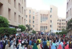 مظاهرة حاشدة في جامعة المنوفية تنديدا بالانقلاب (صور)