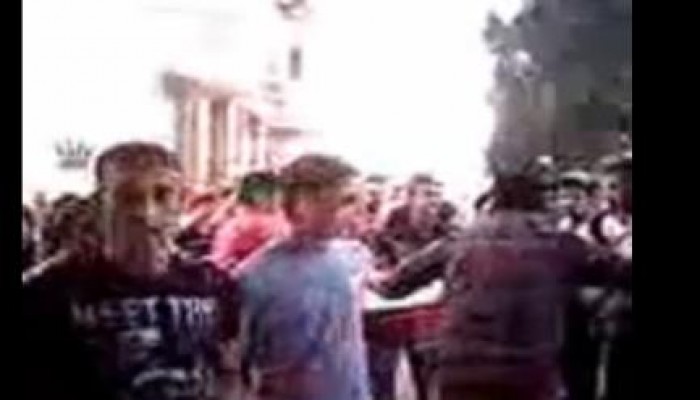 بالفيديو طلاب الإعدادية بحوش عيسى ينتفضون بعد اعتقال زميل لهم على أيدي ميليشيات الانقلاب