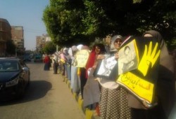 عفاريت و نساء ضد الانقلاب .. يواصلون انتفاضتهم اليومية بشبين الكوم