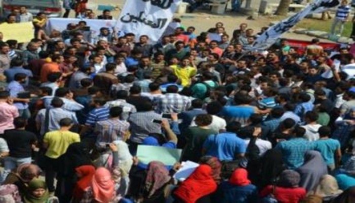 طلاب طب طنطا يواصلون انتفاضتهم القوية ضد الاعتقالات .. (صور)