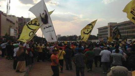 الله أكبر ولله الحمد: الثوار في محيط رابعة العدوية.. والهتاف "الداخلية بلطجية" (بث مباشر)