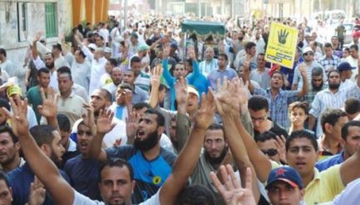 الفيوم: عشرات الآلاف يتظاهرون ضد الانقلاب الدموي (صور)