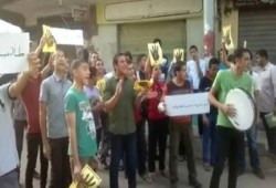 "البحيرة": "طلاب أزهريون ضد الإنقلاب" يبدأون كفاحهم بوقفة أمام المعهد الأزهري بأبوحمص
