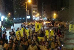 سلاسل بشرية تعقبها مسيرة حاشدة رافضة للانقلاب بالفيوم (صور)