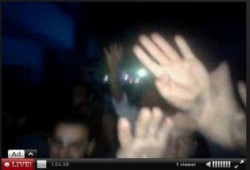 العدوة مسقط رأس الرئيس مرسي تنتفض عن بكرة ابيها في مظاهرة ليلية ضد العسكر (بث مباشر)