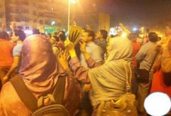 استمتع بمشاهدة الثوار الرافضين للإنقلاب داخل ميدان التحرير (فيديو)