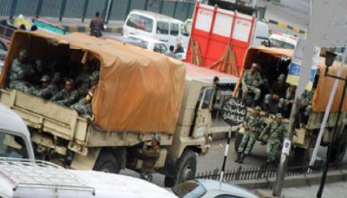 الرعب يسيطر علي الخونة يغلقون مداخل ومخارج القاهرة