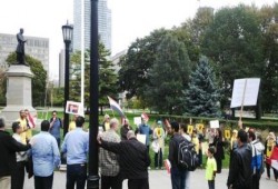 وقفه لأبناء الجالية المصرية اليوم في ايطاليا مدينة تورينو رفضا للانقلاب