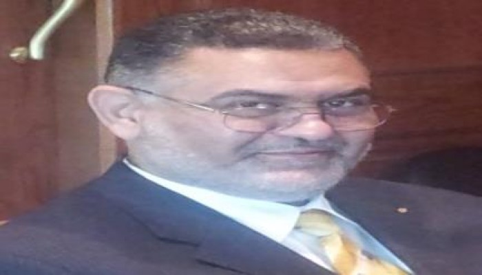 أحمد عبد العزيز : يكتب المفروض السيسي يرد على التسريب بتسريب !!