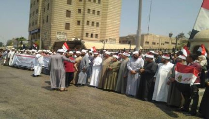 "علماء ضد الانقلاب" تنعي شهداء مصر وتستنكر قيام الانقلابيين بمنع صلاة العيد في الساحات