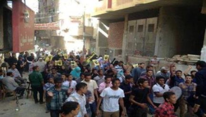 100 يوم انقلاب - في ظل وجود أمني كثيف: المئات بسوهاج يهتفون ضد العسكر بجمعة كشف الحساب