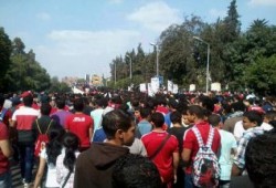 أولتراس أهلاوي يغلق كوبري أكتوبر