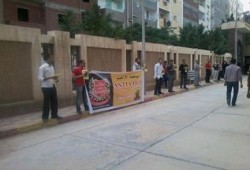 البحيرة ... سلسلة بشرية لأزهريين ضد الانقلاب بشريعة وقانون دمنهور