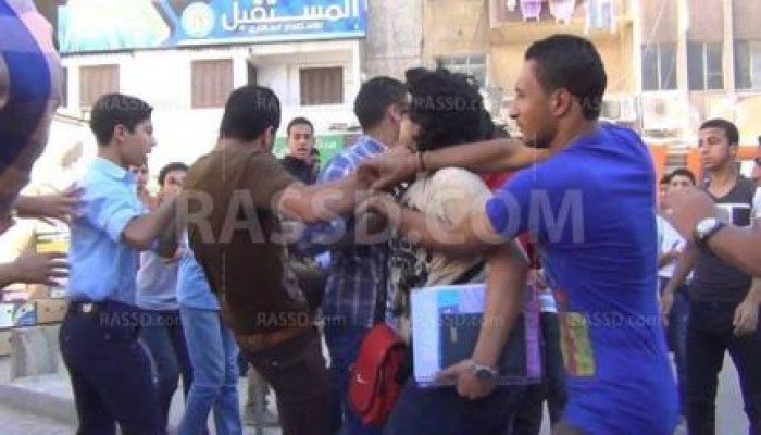 الإعتداء على وقفة لطلاب ضد الإنقلاب في دمياط