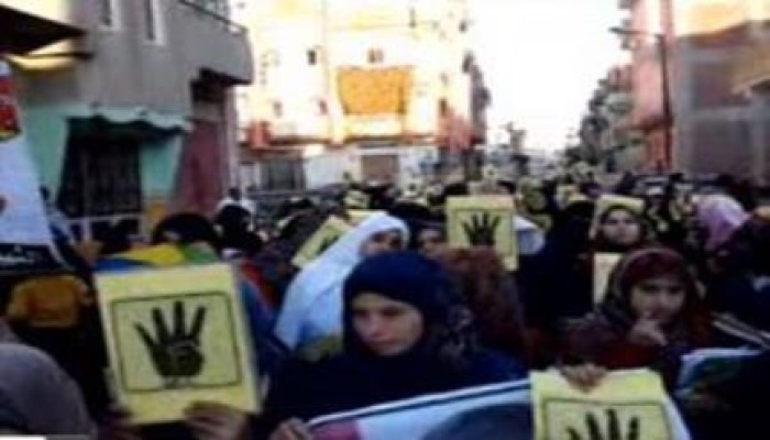 الإسماعيلية: مسيرة حاشدة بالقنطرة غرب تطالب بإسقاط حكم العسكر
