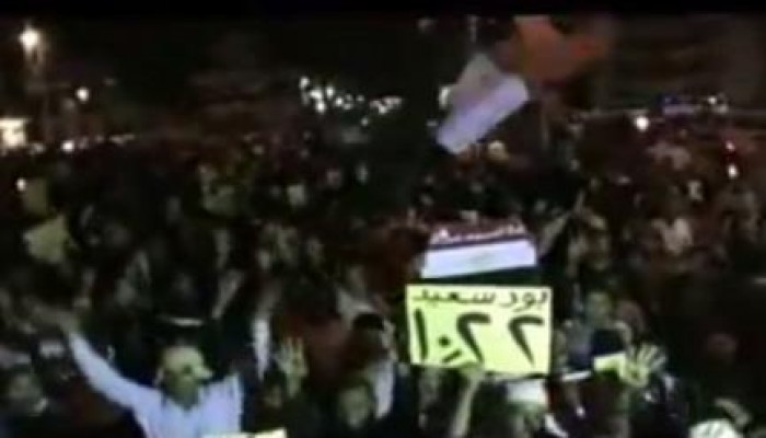 بورسعيد: مسيرة ضخمة تجوب شوارع حي الزهور تندد بالانقلاب الدموي (فيديو)