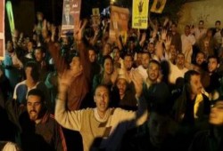 الفيوم: سلاسل بشرية ومسيرات ليلية رفضة للانقلاب العسكري الدموي (صور وفيديو)