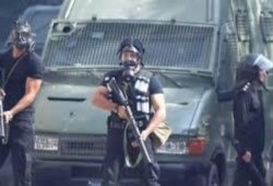 أسرة الفرنسي المتوفى بمقر احتجازه في القاهرة تقاضي داخلية  الانقلاب