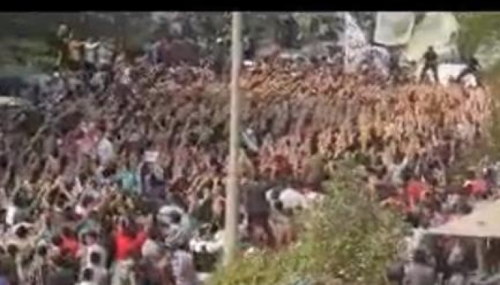 حشود لم يسبق لها مثيل في مقطع مصور لتظاهرات جامعة الأزهر