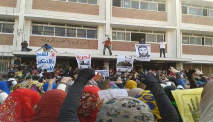 طلاب جامعة المنيا ينتفضون في جميع الكليات ضد الانقلاب (صور)