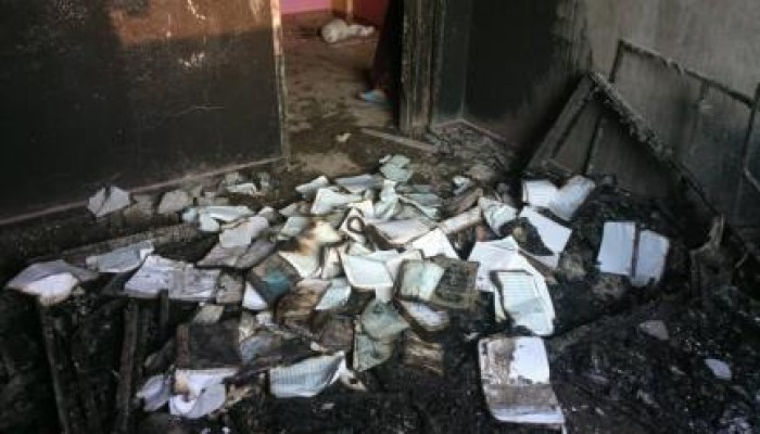 بالصور قوات الانقلاب تنتهك الحرمات وتمزق المقدسات فى العتامنة