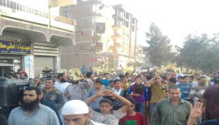 "محاكمة إرادة شعب" الآلاف في مسيرة حاشدة في سيدي سالم