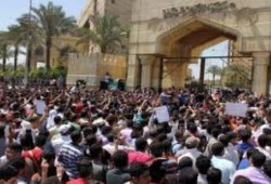 طلاب مصر يعلنون استمرار انتفاضتهم وتدشين حملة  " لم كلابك "