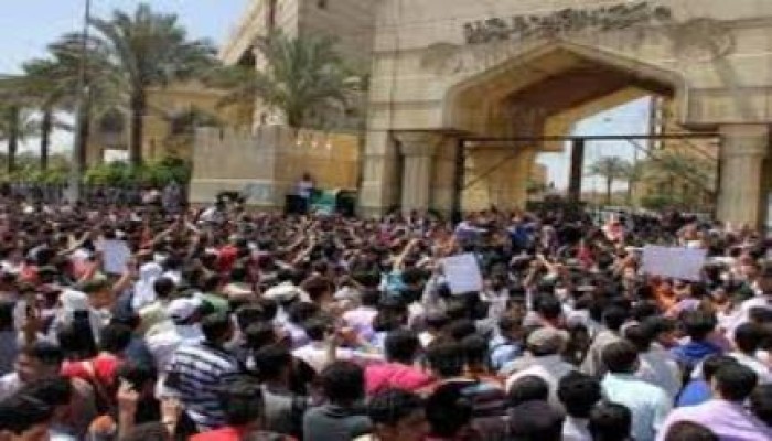طلاب مصر يعلنون استمرار انتفاضتهم وتدشين حملة  " لم كلابك "