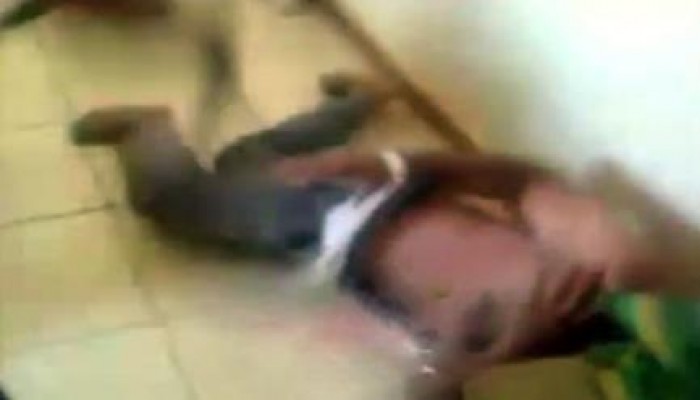 بالفيديو .. شقيق الشخص المعذب في قسم الشرطة يروي وقائع وتفاصيل خطيرة عن الواقعة