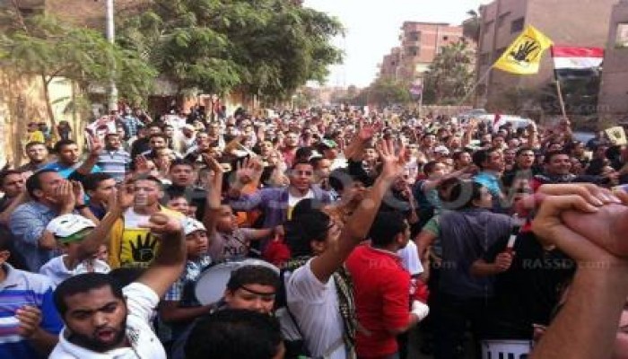 في ملونية "النساء خط أحمر" مسيرة بالآلاف تنطلق فى  البدرشين  لرفض الانقلاب