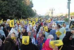 سلسلة بشرية لحرائر مصر بالإسكندرية