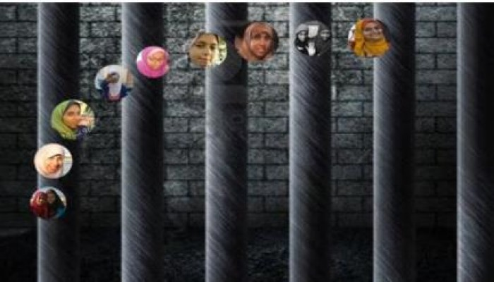 بالفيديو : أختك في الزنزانة : لأول مرة تفاصيل اعتقال ٢٢ من فتيات الإسكندرية