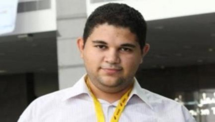 زوجة الصحفي عمرو القزاز : زوجي مختطف ولا نعلم مكانه