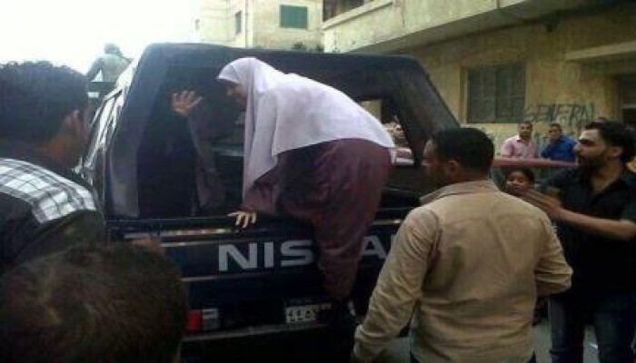 حرائر مصر : 25 شهيدة و350 معتقلة منذ بداية الانقلاب والمرأة مستمرة فى نصرتها للشرعية